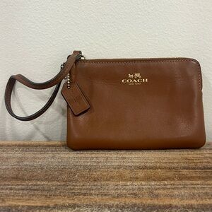 Coach Corner Zip Wristlet Brown Leather